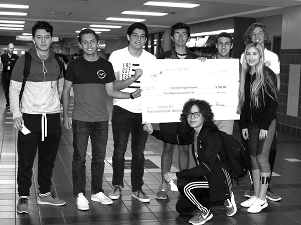 Green Teen, an organization dedicated to volunteer efforts, donates $200 to Student Council. Members of the group who helped raise the money include Cesar Tellez, Julio Rodriguez, Roberto Palazvelos, Andre Deveze, Gustavo Deveze, Ricardo Padron, Maximiliano Mariscal, Edgar Arellano.