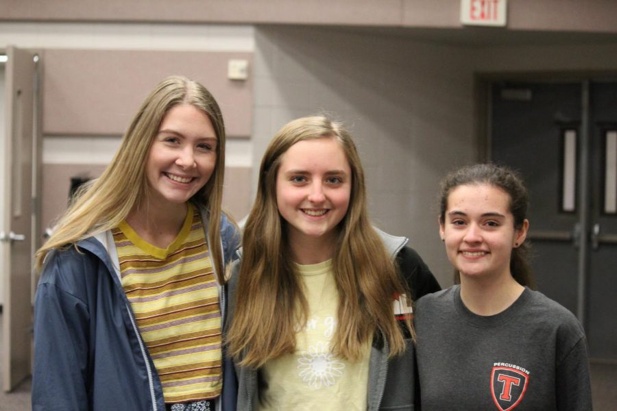 Leilani Foreman (left), Summer Bruner, Payton Icard (right) earned spots on the 6A Band.