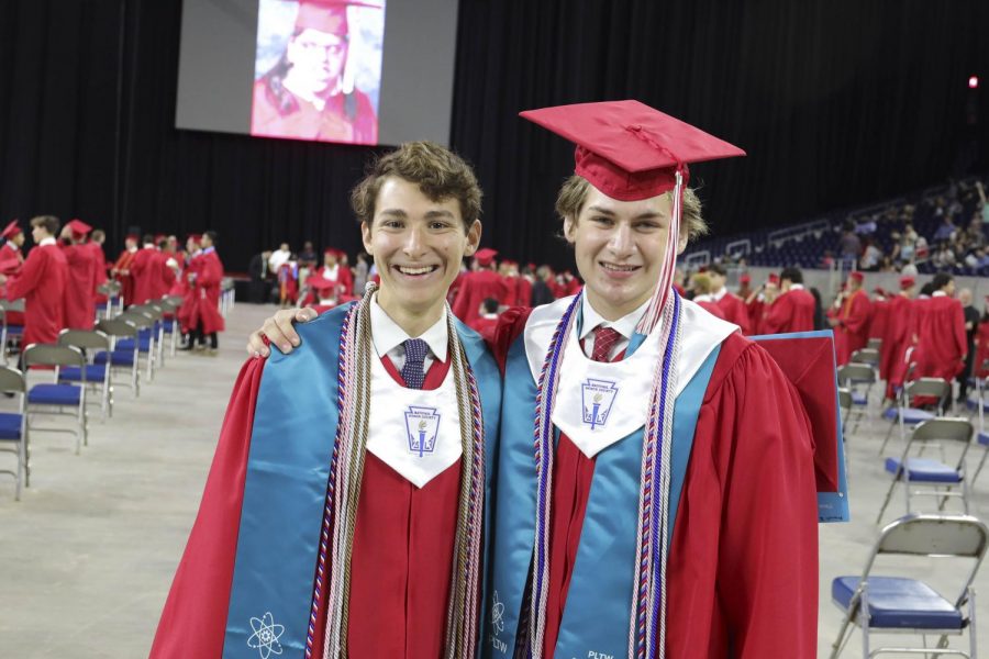 Graduation 2021: Photo Slideshow