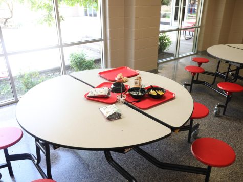 Commentary: Cafeteria cleanup up to all of us