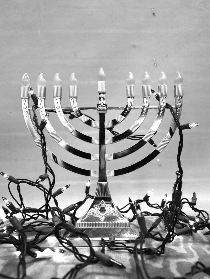 Menorah+in+all+its+glory+during+this+festive+time+of+the+year