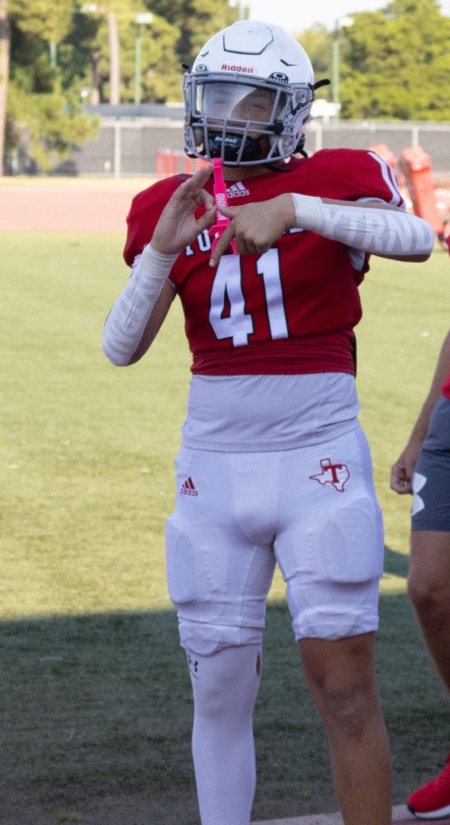 Cougar throwing up six seven in the game